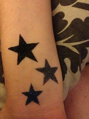 I got some cool glitter stars tattoo, Mary did an awesome job