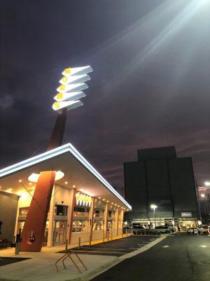 Night photo of Norms Inglewood pylon sign plus border lighting. All completed by Promotional Signs Inc.