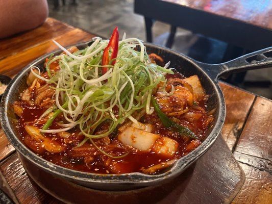 Stir fried pork and octopus with vegetables