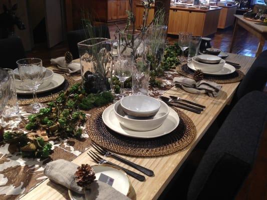 From the Simon Pearce website. I just love this tablescape of all things SP.