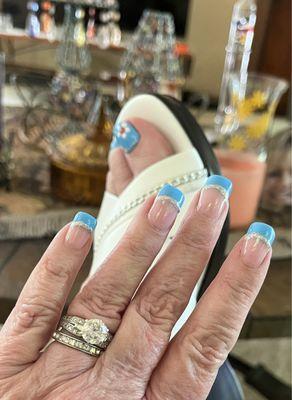 Awesome gel nails and toes.  Looked beautiful for vacation.