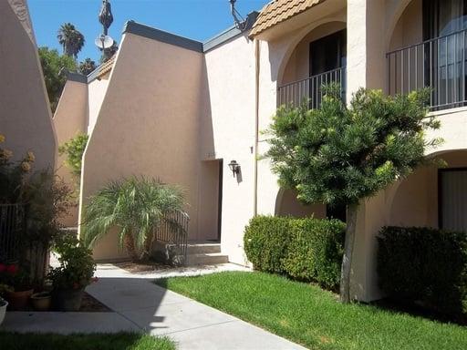 Oceanside Short Sale closed April 23rd, 2015:  2 bedroom 1.5 bath / 950 sq. ft