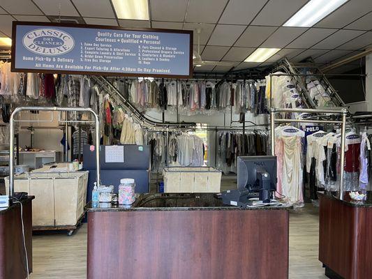 Classic Deluxe Dry Cleaners