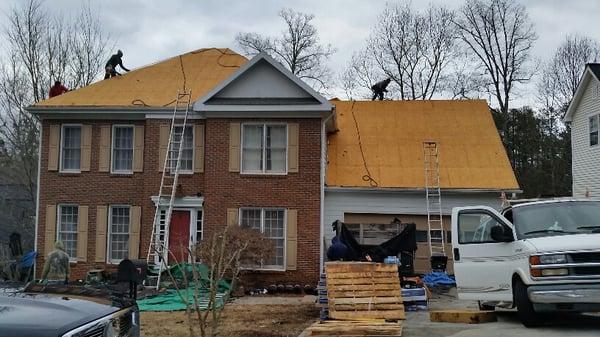 Lawrenceville, GA home tear-off of old roof