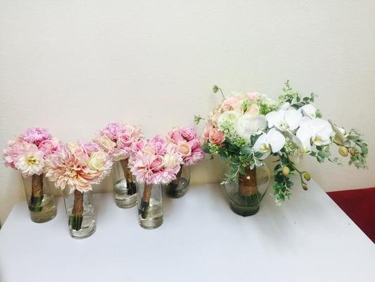 Bridesmaids Bouquets