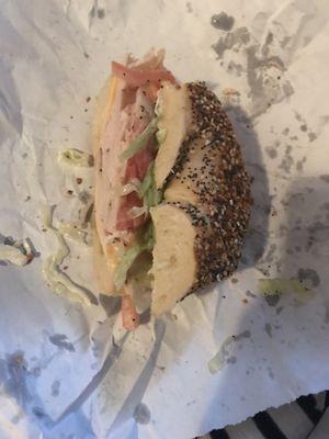 I never even tried an everything bagel  it was super hard to bit on would of REALLY preferred a roll