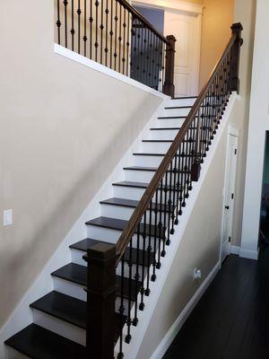 NEW STAIRCASE NEW REELING HARDWOOD FLOOR STAIR