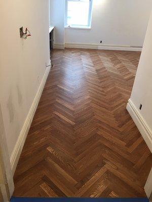 Herringbone design with semi gloss finish