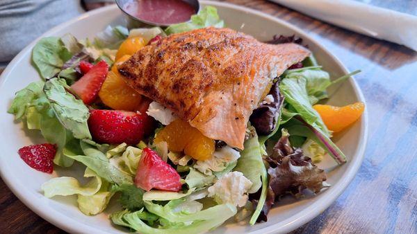 Spring salad with salmon