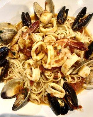 Linguini alla pescatore