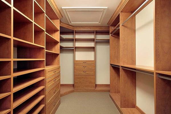 Custom closet