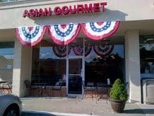 A new takeout place located in Thornwood, borders Pleasantville. There are 20 seats inside the store and 2 tables for outdoors.