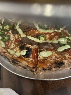 Steak and jalapeno pizza