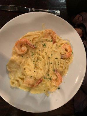 Linguine with shrimp