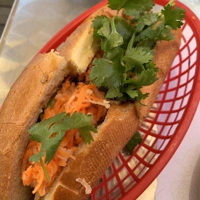 Banh mi with beef