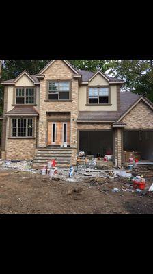 Stucco stone desing make you house looks nice and elegance