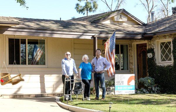 Great Customers Ann & Dave Axelson with Arthur after their 6.67KW solar installation.