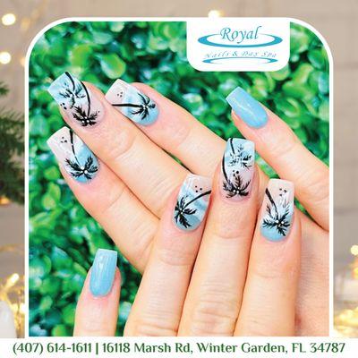 Make a statement this winter with nails that reflect the season's beauty!