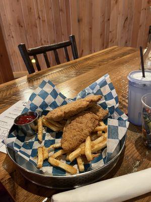 Kids chicken strips comes with fries or fruit. Add $4 for an adult meal. Lemonade ordered and it was tangy. We liked it!