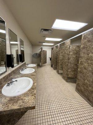 Very clean women's restrooms with changing table! (July 1, 2023)