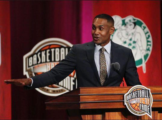 Grant Hill at Basket Ball Hall of Fame in Randy Willard custom suit.