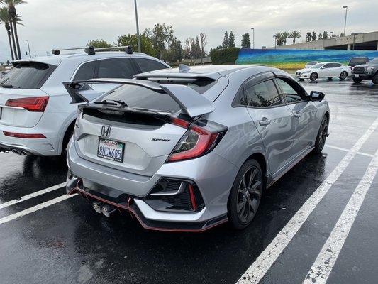 Dual 4-in tips on civic hatchback sport