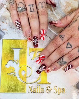 UT Nails and Spa