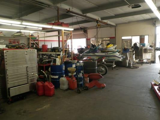 3500 Square foot repair shop