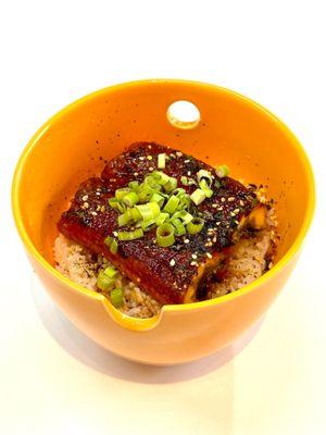 R2. Grilled Eel Rice ()