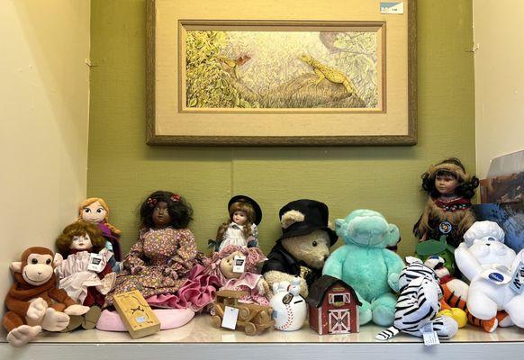 Dolls and stuffed animals