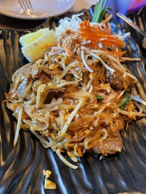 Beef 68. Pad Thai  @dangit.all