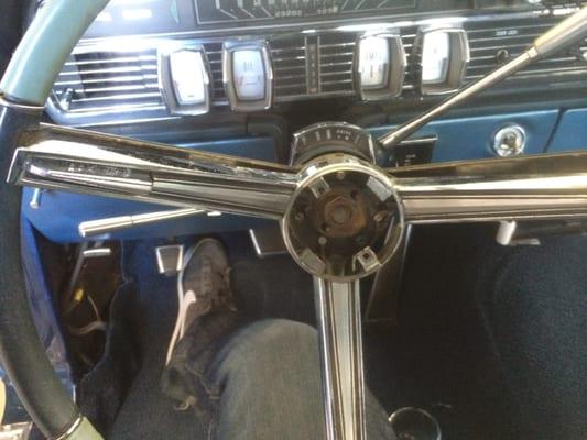 65 lincoln Continental steering wheel before