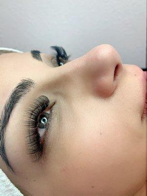 Volume lash extensions