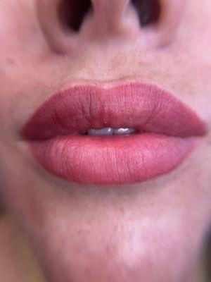 Lip blush