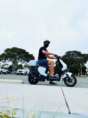 Ride for the day: the E-Scooter/moped