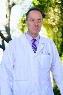 Plastic Surgeon Dr. Michael Schwartz serving Pasadena, CA