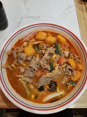 Fat Beef Rice Noodle with Tomato Soup