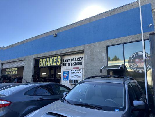 Akey Brakey Auto Repair Tire & Smog