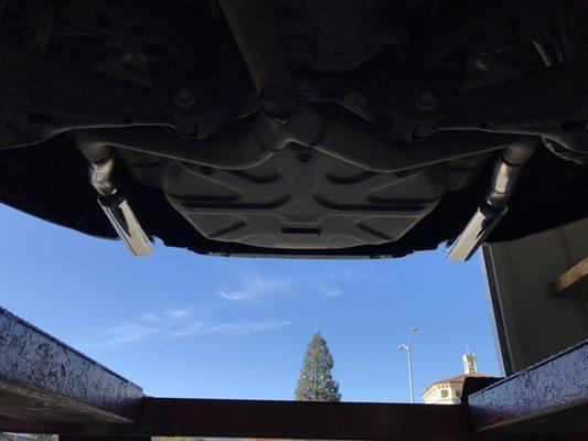 2015 Ford Explorer chrome tip muffler delete.