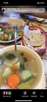 Sopa de Gallina, arroz, tortillas