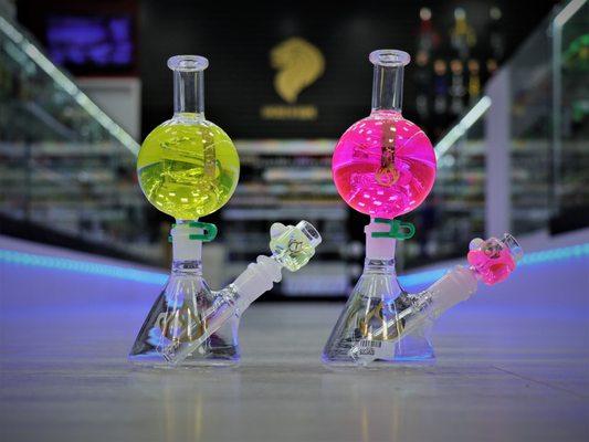 Freezable Waterpipes / Bongs