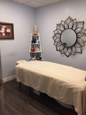 Acupuncture & massage room