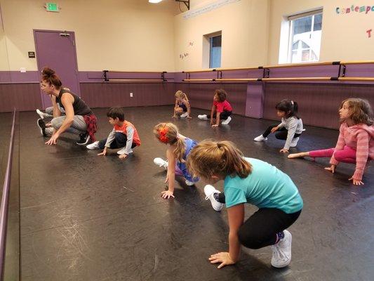 Our little Hip Hoppers practicing some awesome tricks!