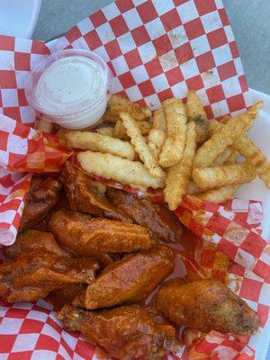 Hot / Lemon Pepper Wings