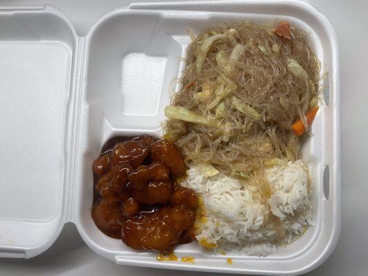 Orange chicken, rice, panci dinner combo