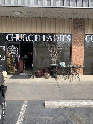 Church Ladies Furniture Consignment