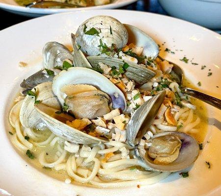 Linguini with Clams