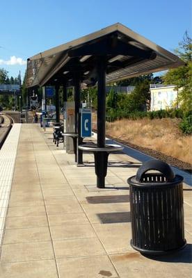 WES Commuter Rail train platform at the Tigard TC.