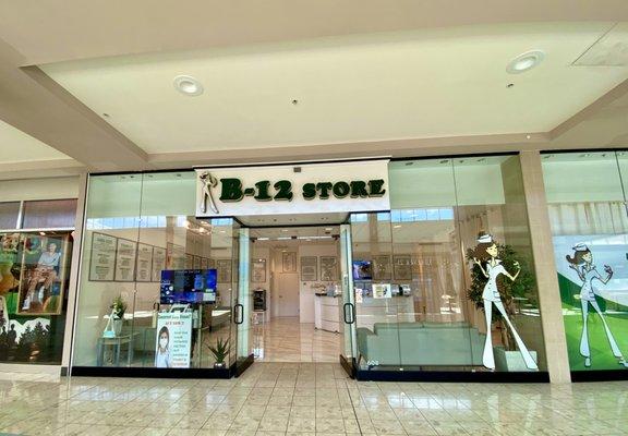 New Storefront near Macy's Men's Department & Forever 21