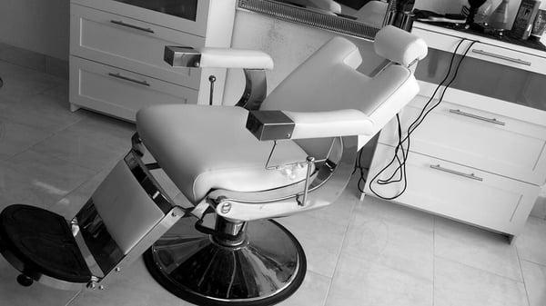 Special barber chair for any kind of men's haircut or shave